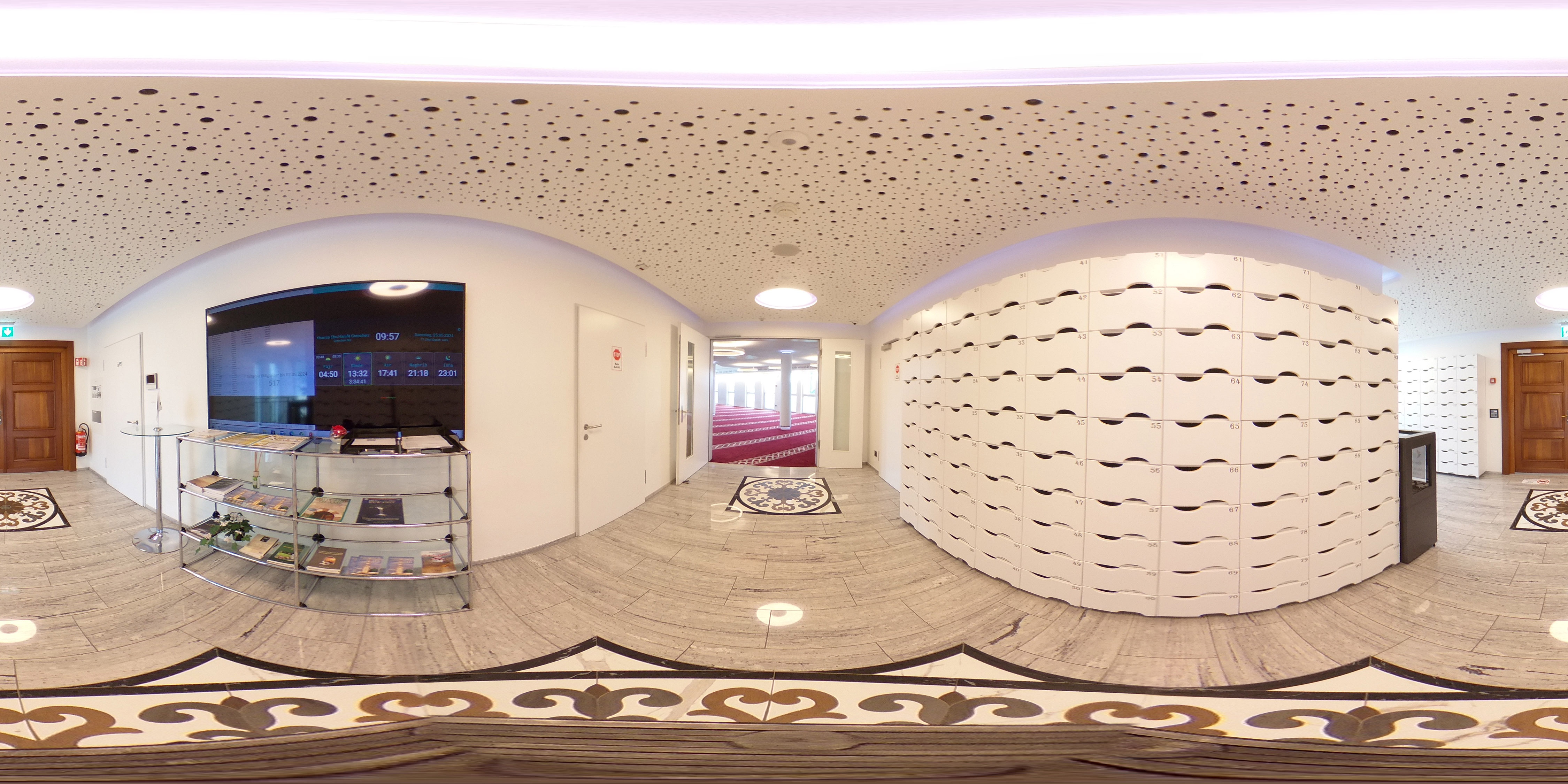 360° 16